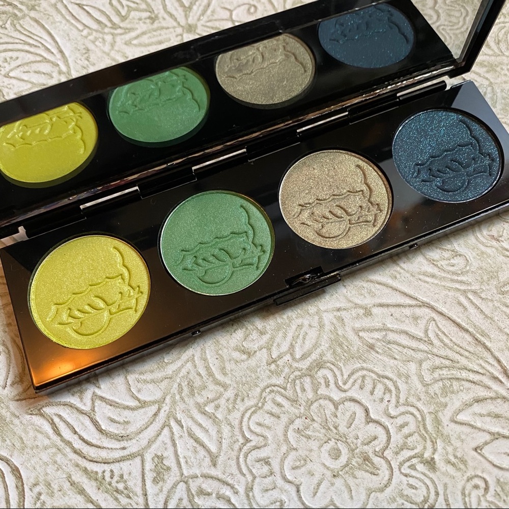 •MAC• Simpsons Collection - Picture 4 of 10